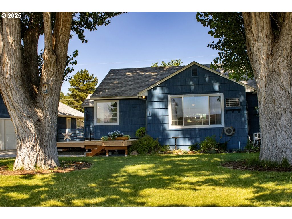328 N QUINCY AVE