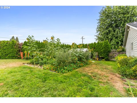 A home in Stayton