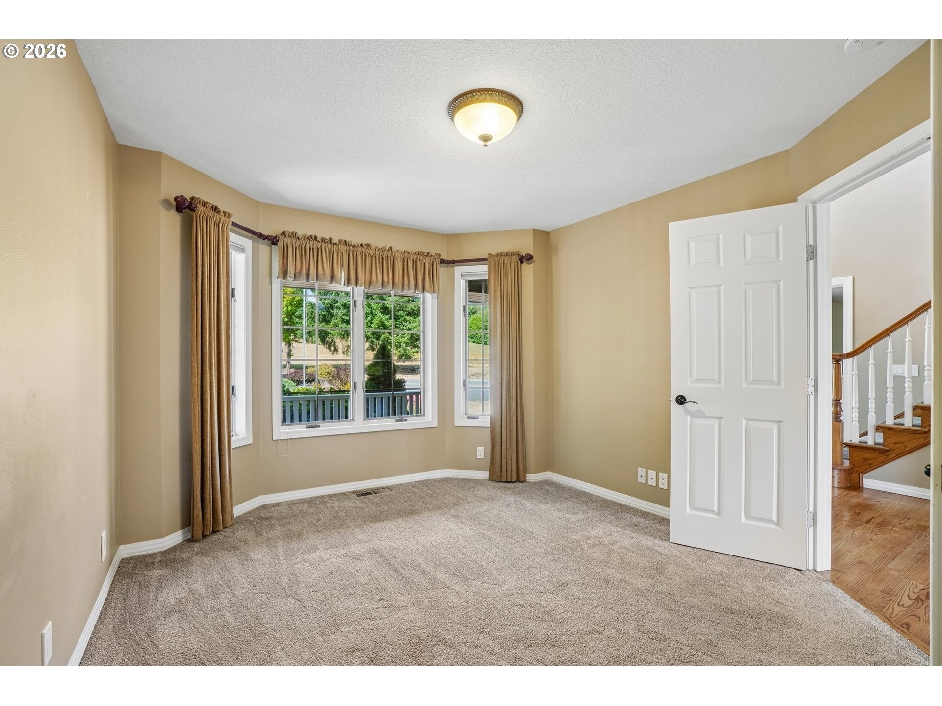 146 SNOWGOOSE DR