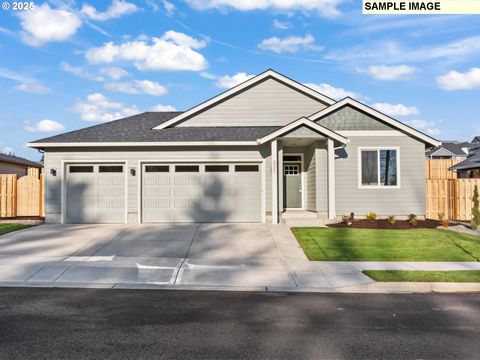 2127 E Badger WAY La Center WA 98629