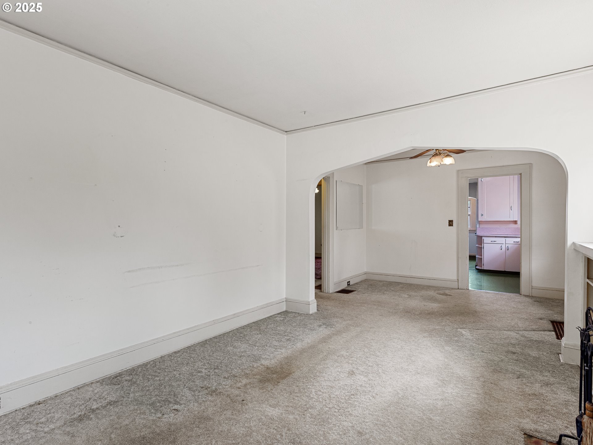 1324 NE 53RD AVE