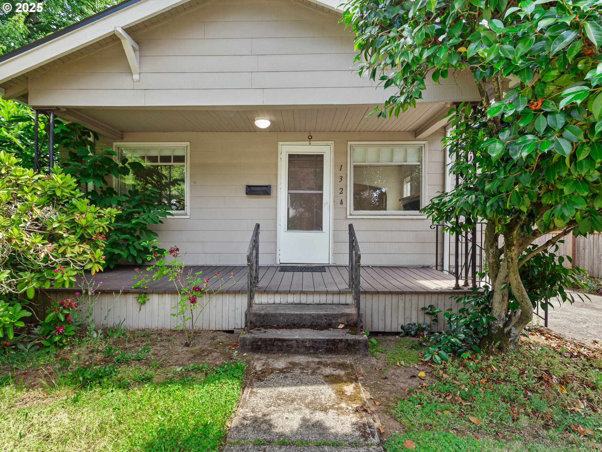 1324 NE 53RD AVE