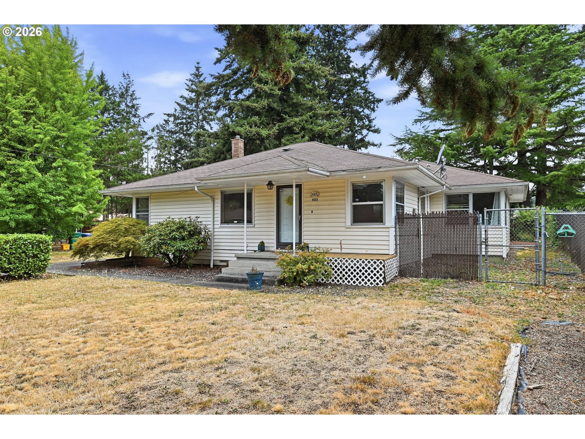 923 NE 155TH AVE