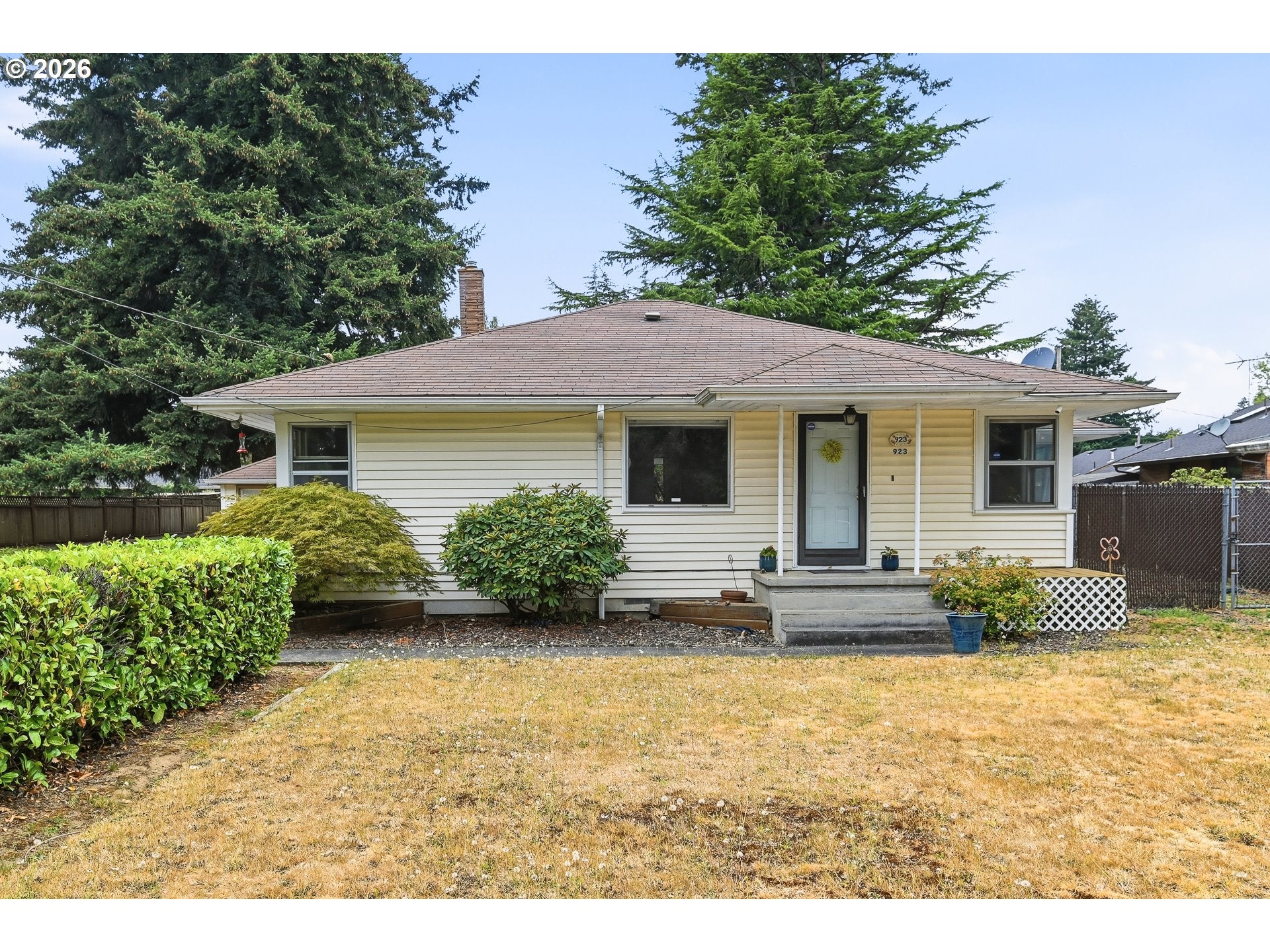 923 NE 155TH AVE