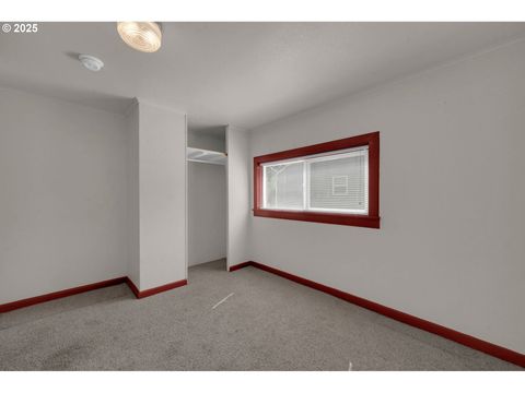 Tiny photo for 47563 Union St, Oakridge, OR 97463 (MLS # 658034552)