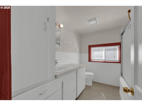 Tiny photo for 47563 Union St, Oakridge, OR 97463 (MLS # 658034552)