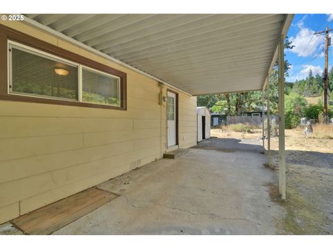 Tiny photo for 47563 Union St, Oakridge, OR 97463 (MLS # 658034552)