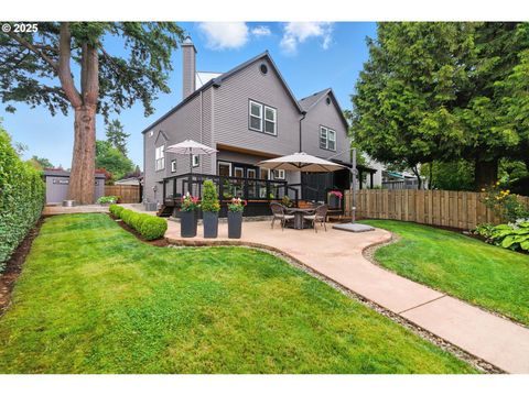 639 2nd ST Lake Oswego OR 97034
