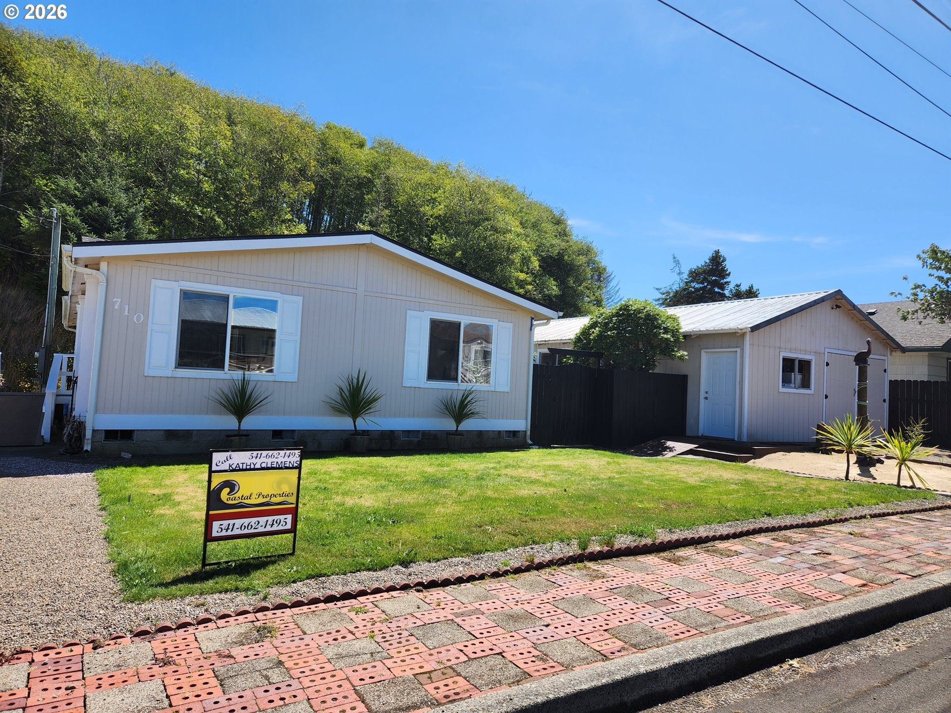 710 CLEARLAKE AVE