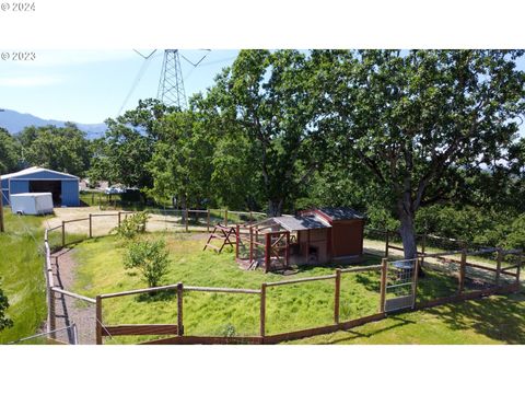 A home in Roseburg