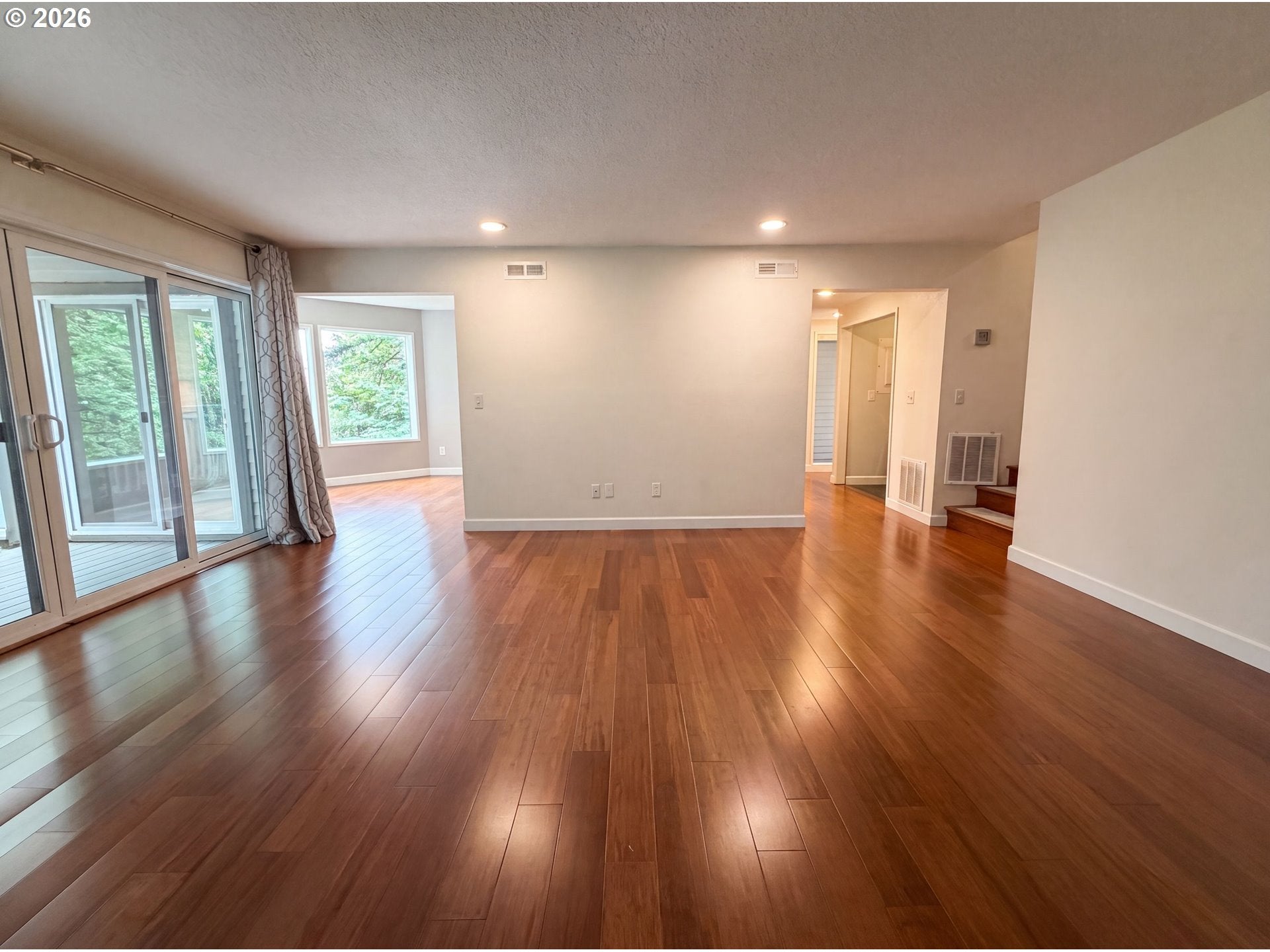 48 EAGLE CREST DR 5F