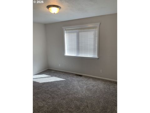 Tiny photo for 326 Auburn Ln, Creswell, OR 97426 (MLS # 402702537)