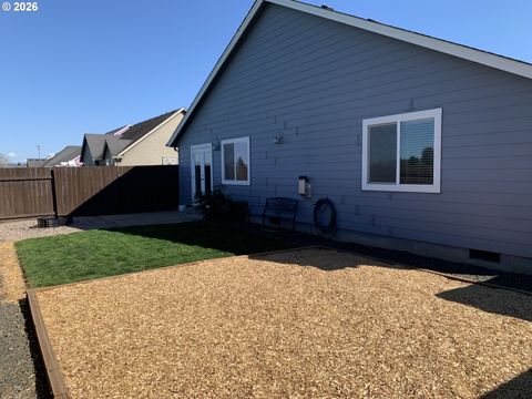 Tiny photo for 326 Auburn Ln, Creswell, OR 97426 (MLS # 402702537)