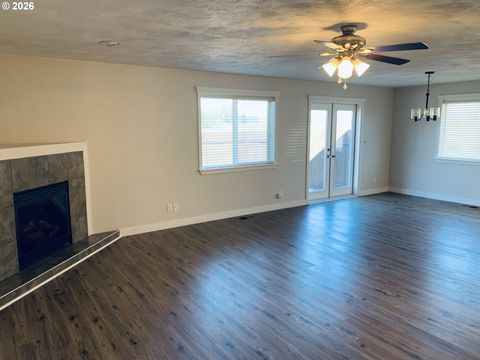 Tiny photo for 326 Auburn Ln, Creswell, OR 97426 (MLS # 402702537)