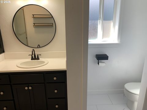 Tiny photo for 326 Auburn Ln, Creswell, OR 97426 (MLS # 402702537)