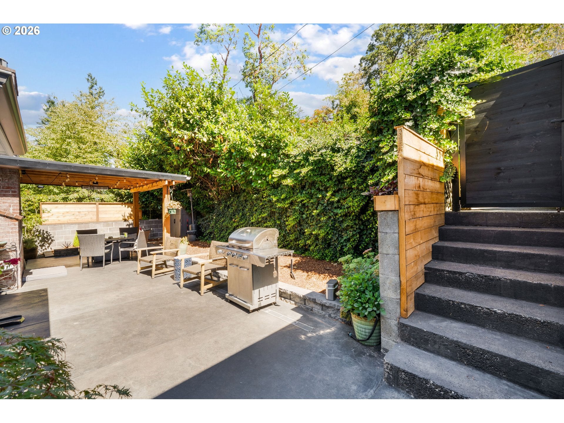 1680 WESTOVER DR
