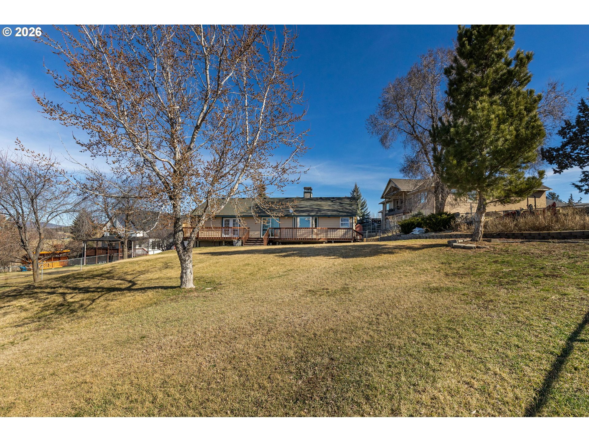 3249 NE YELLOWPINE RD