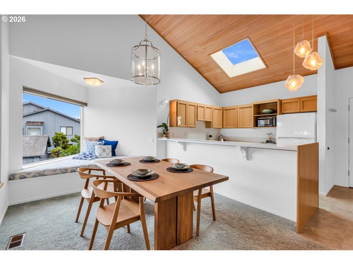 4175 N HIGHWAY 101 M-2