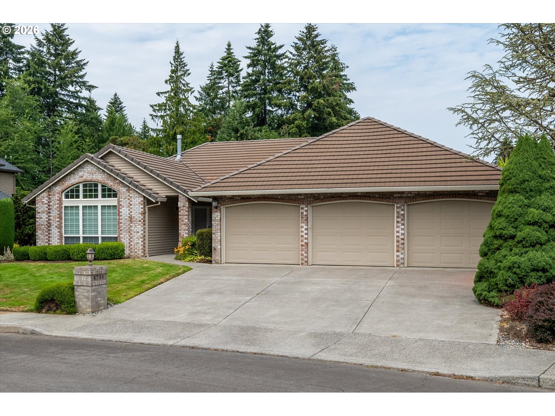 4700 NW 139TH LOOP