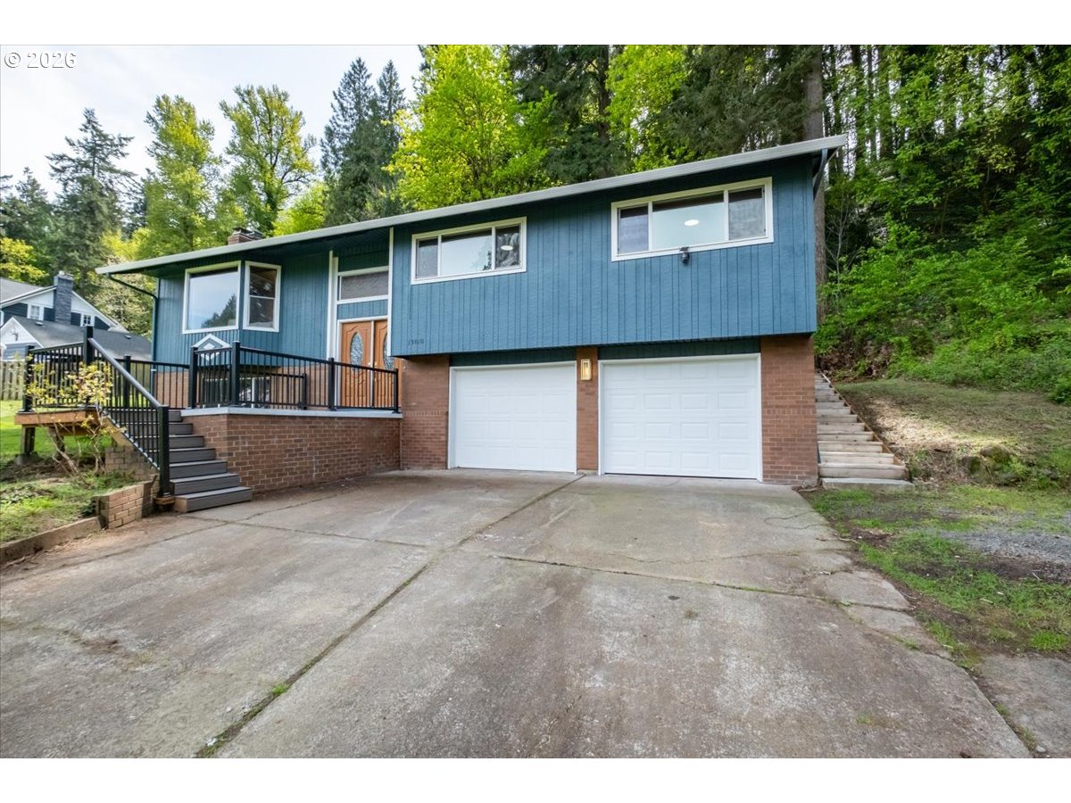 15010 CLACKAMAS RIVER DR