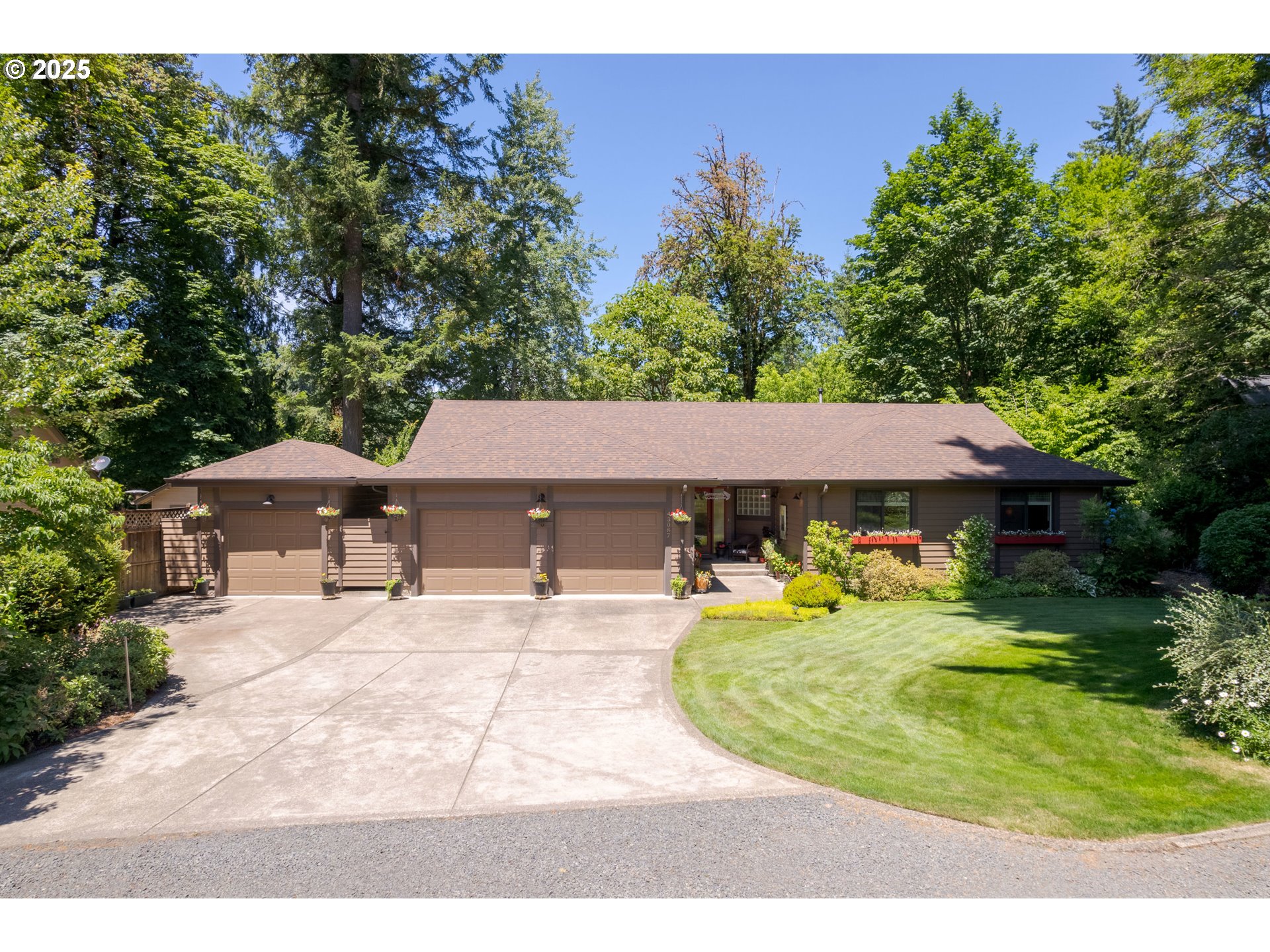 43087 DEERHORN RD