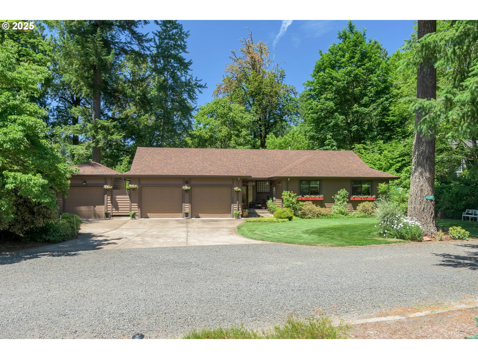 43087 DEERHORN RD