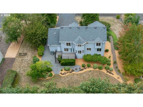 A home in Newberg