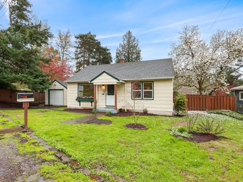 2930 SW Hume CT Portland OR 97219