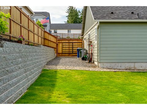 Tiny photo for 195 Rockcrest Dr, Lowell, OR 97452 (MLS # 507281719)