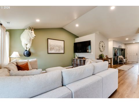 Tiny photo for 195 Rockcrest Dr, Lowell, OR 97452 (MLS # 507281719)