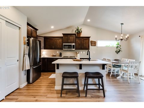 Tiny photo for 195 Rockcrest Dr, Lowell, OR 97452 (MLS # 507281719)