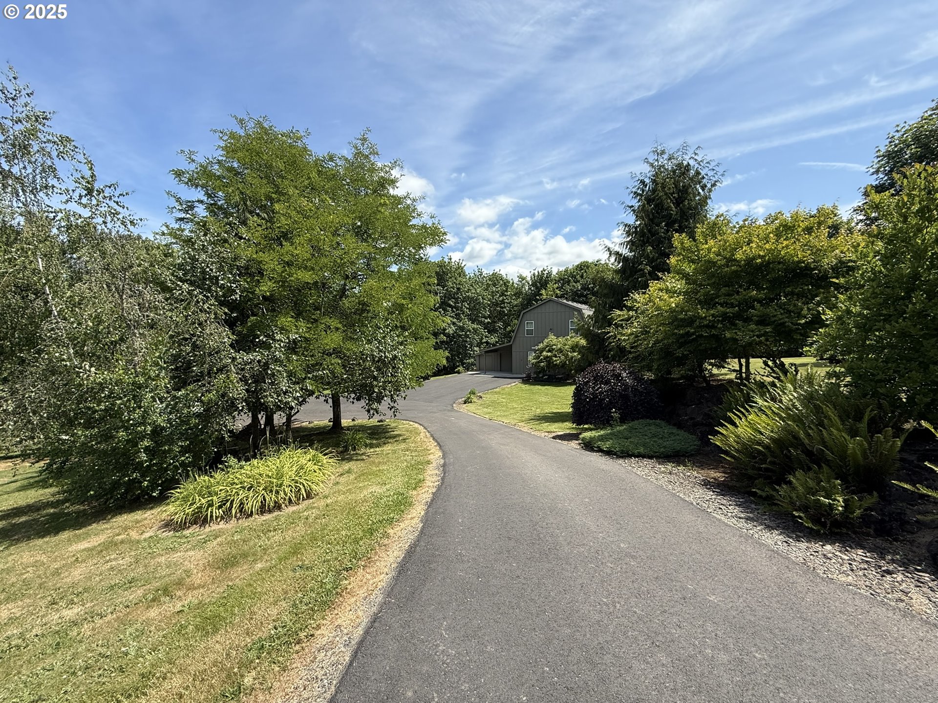 2302 NW LACENTER RD
