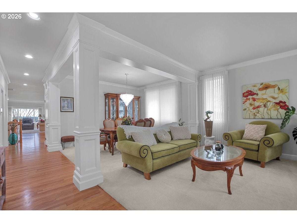 4728 CAMBRIDGE CT