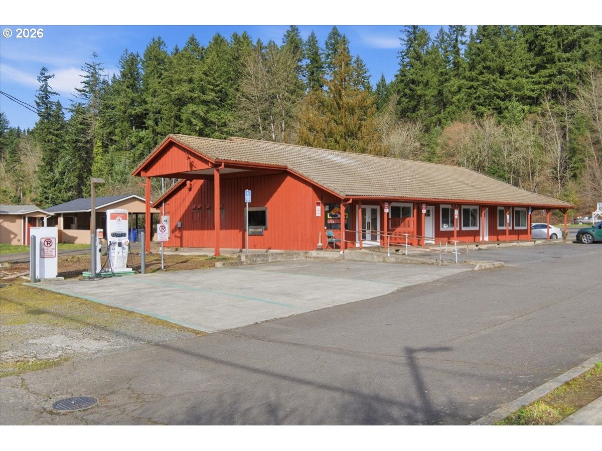 308 NW SANTIAM BLVD
