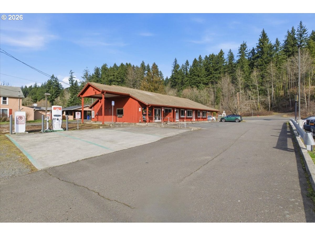 308 NW SANTIAM BLVD