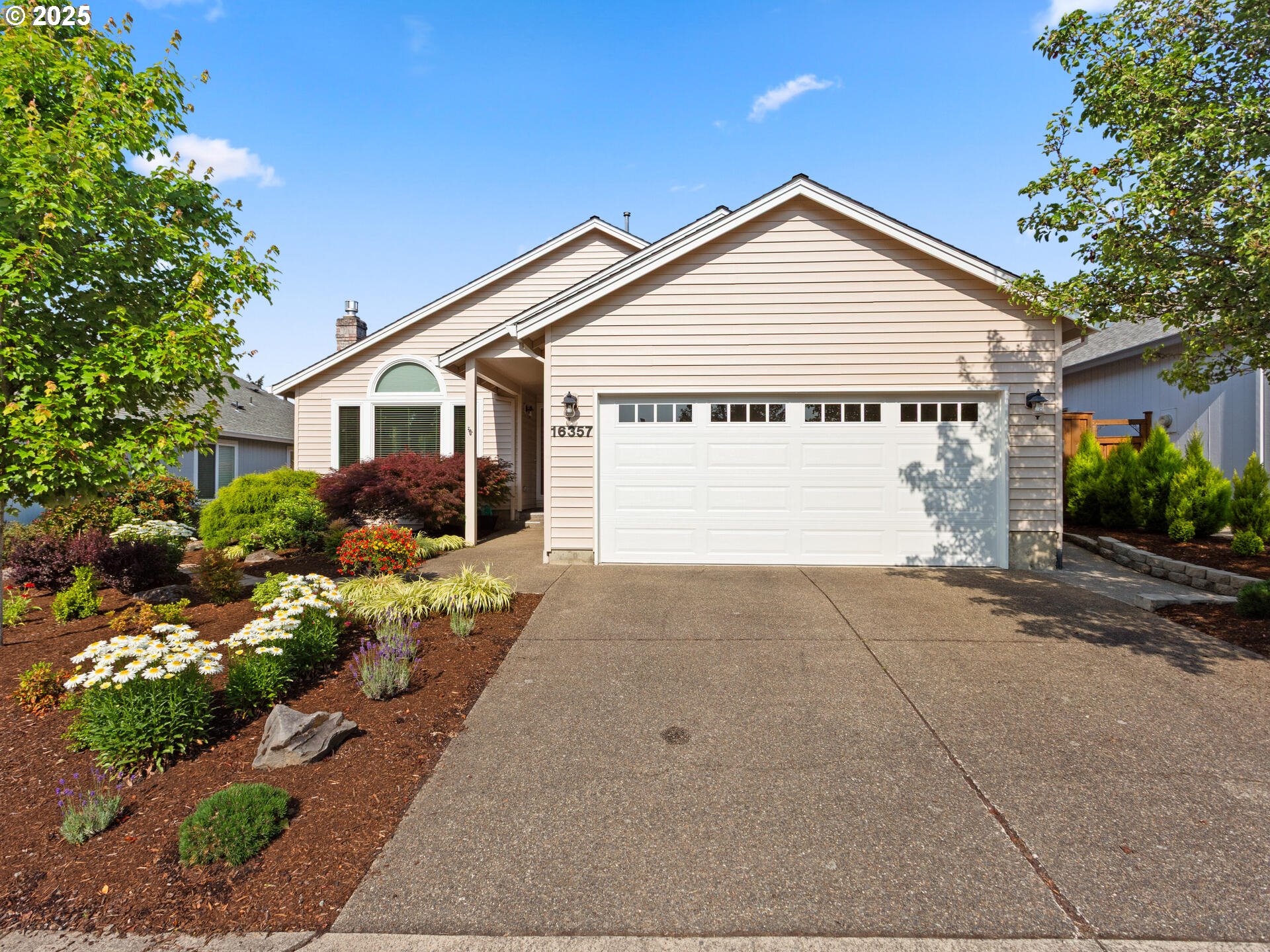 Tigard, Oregon 97224, United States, 2 Bedrooms Bedrooms, ,2 BathroomsBathrooms,Residential,Pending,159622