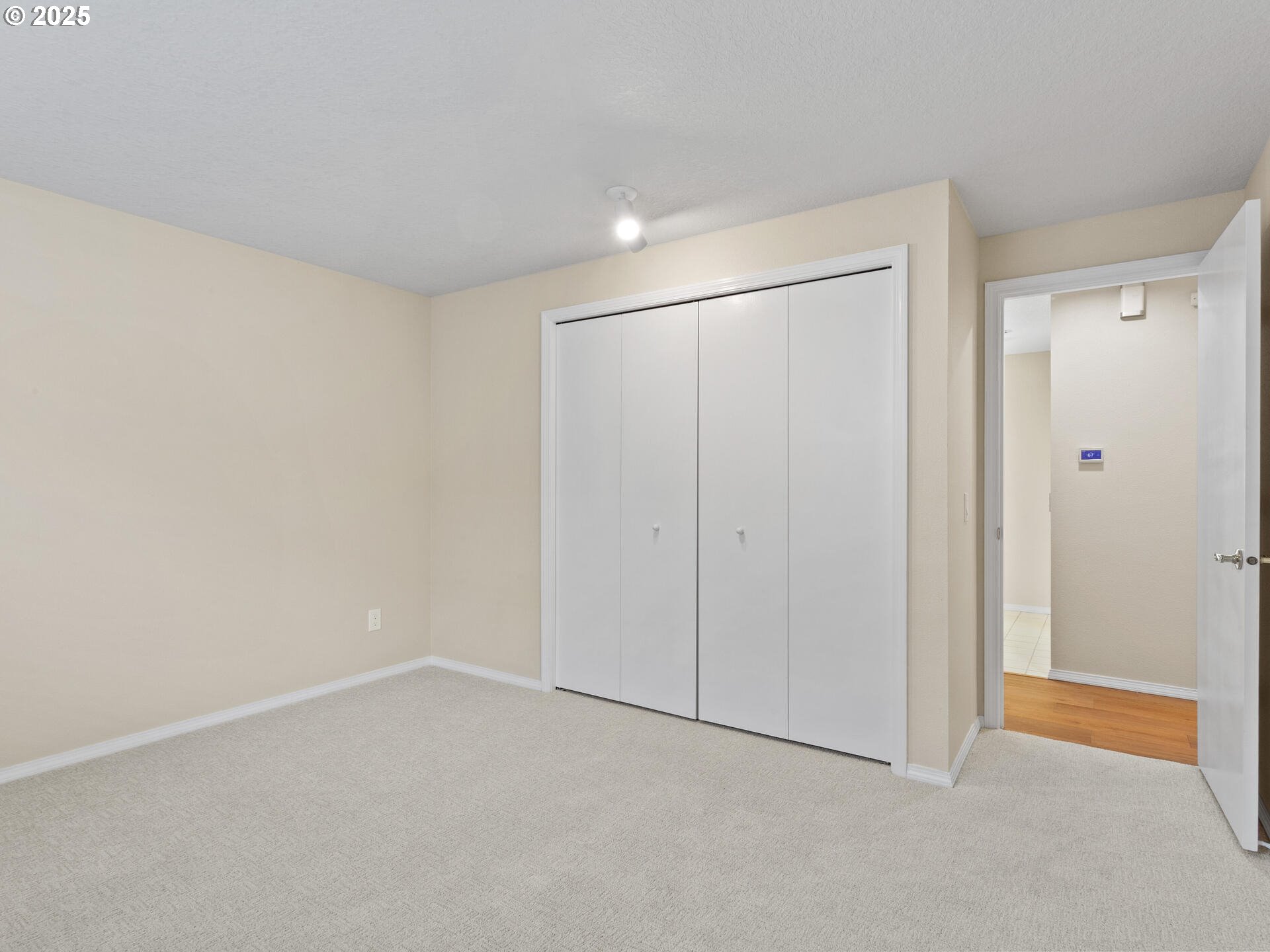 Tigard, Oregon 97224, United States, 2 Bedrooms Bedrooms, ,2 BathroomsBathrooms,Residential,Pending,159622