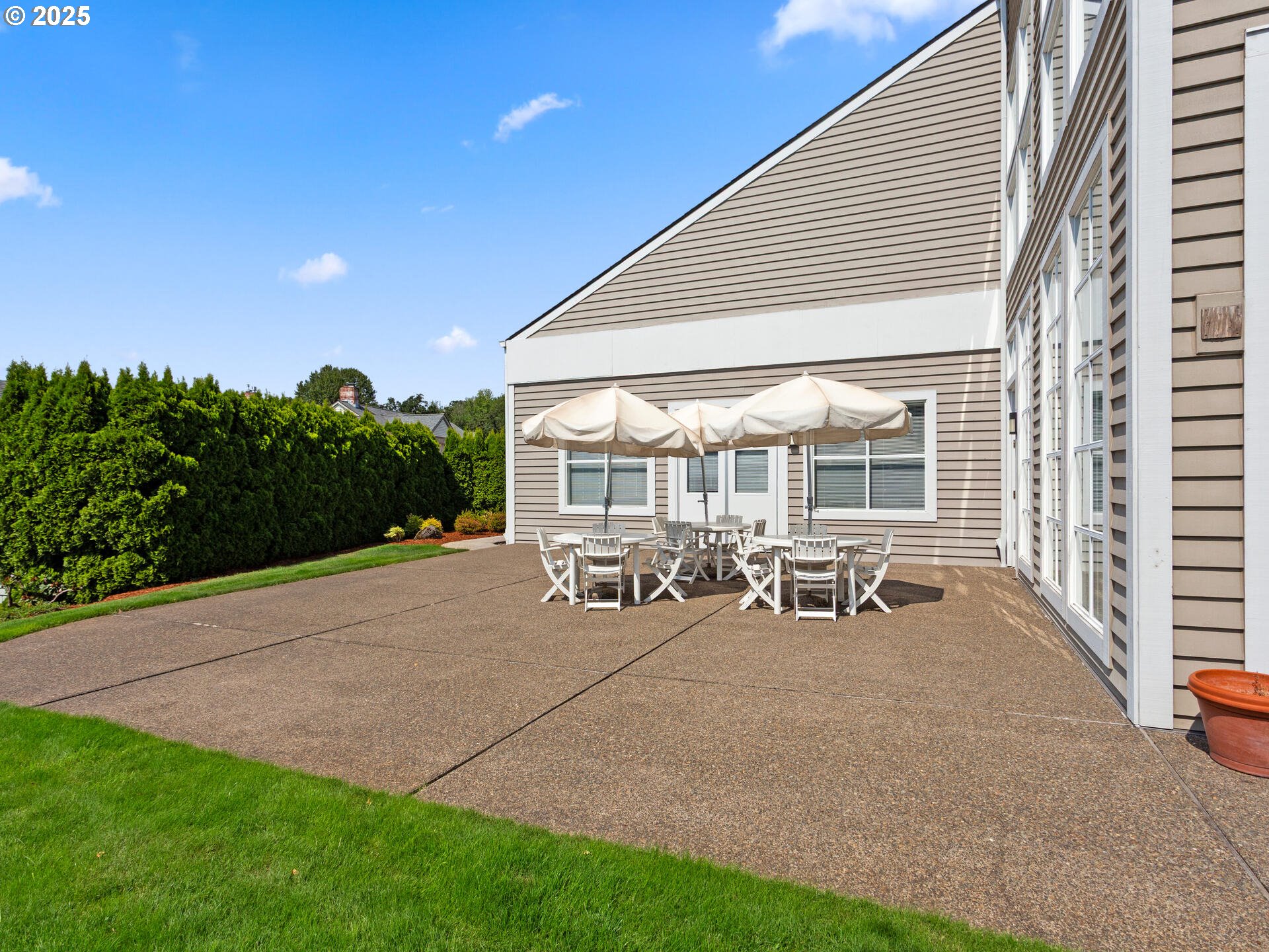 Tigard, Oregon 97224, United States, 2 Bedrooms Bedrooms, ,2 BathroomsBathrooms,Residential,Pending,159622