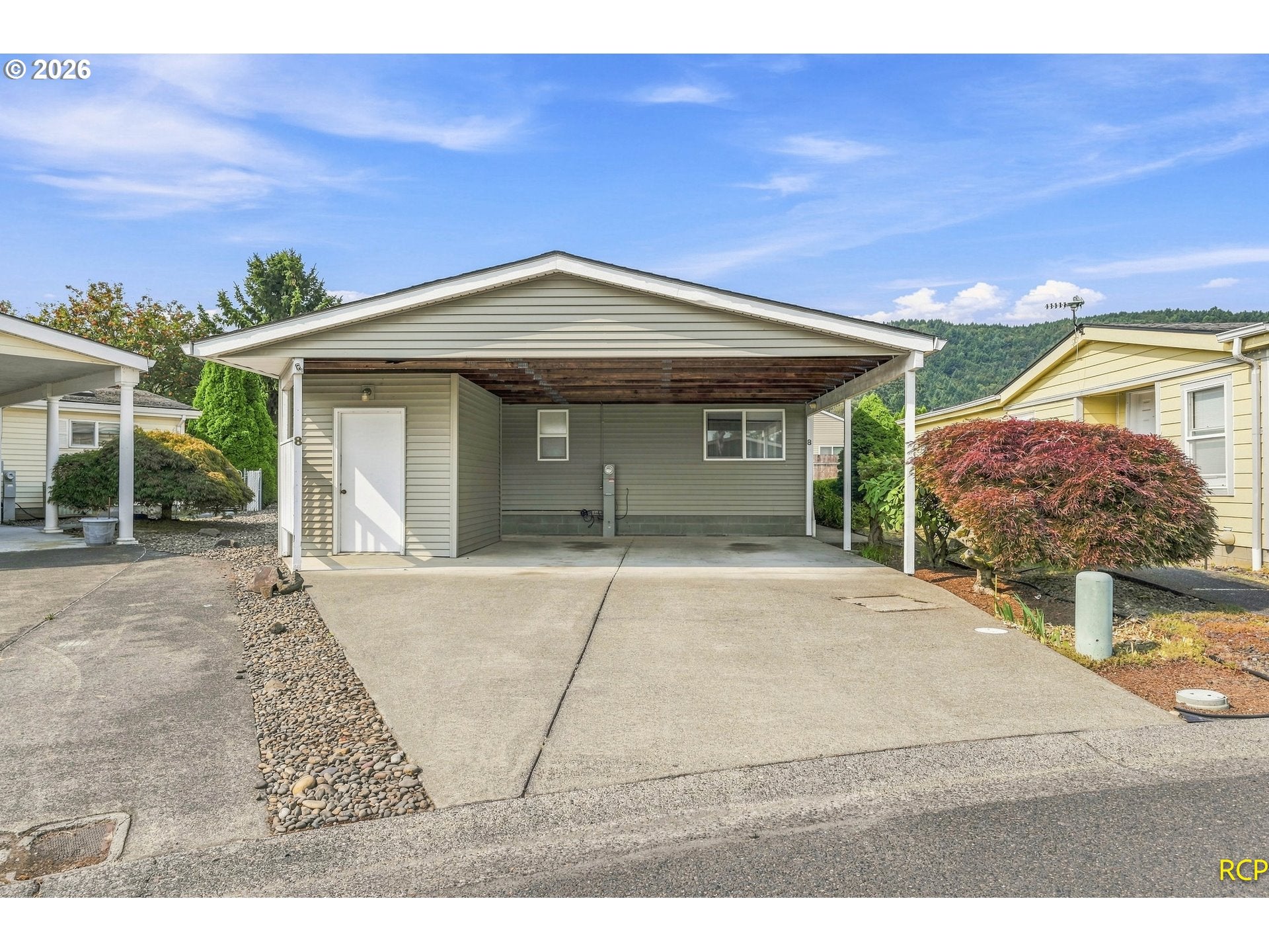 375 METLAKO WAY 8