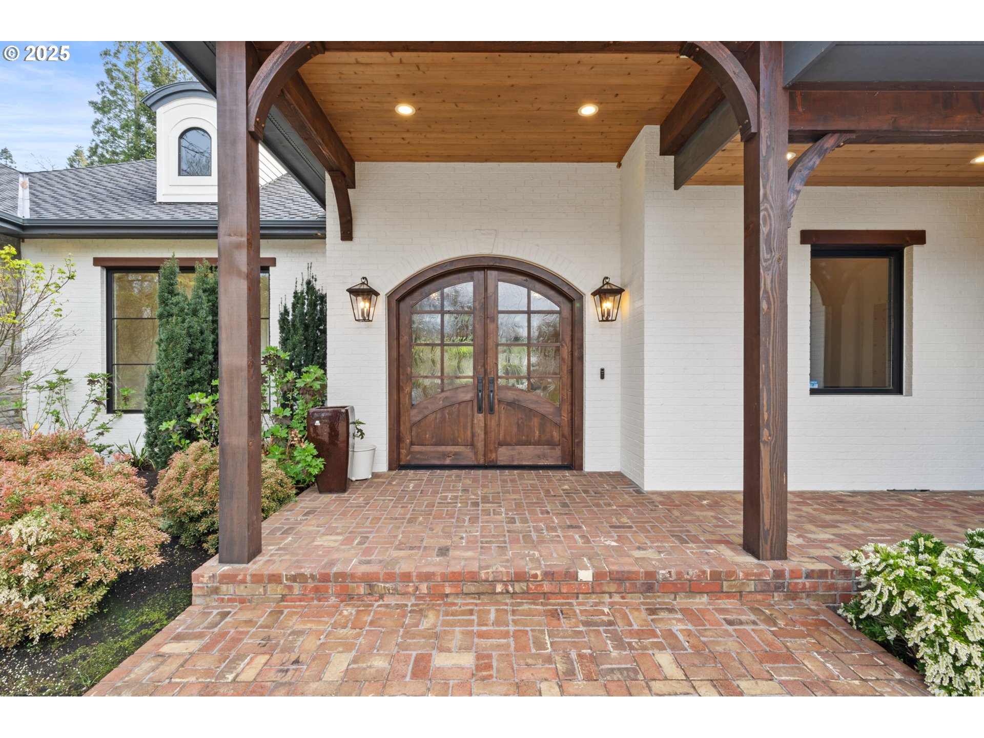 13231 SW IRON MOUNTAIN BLVD