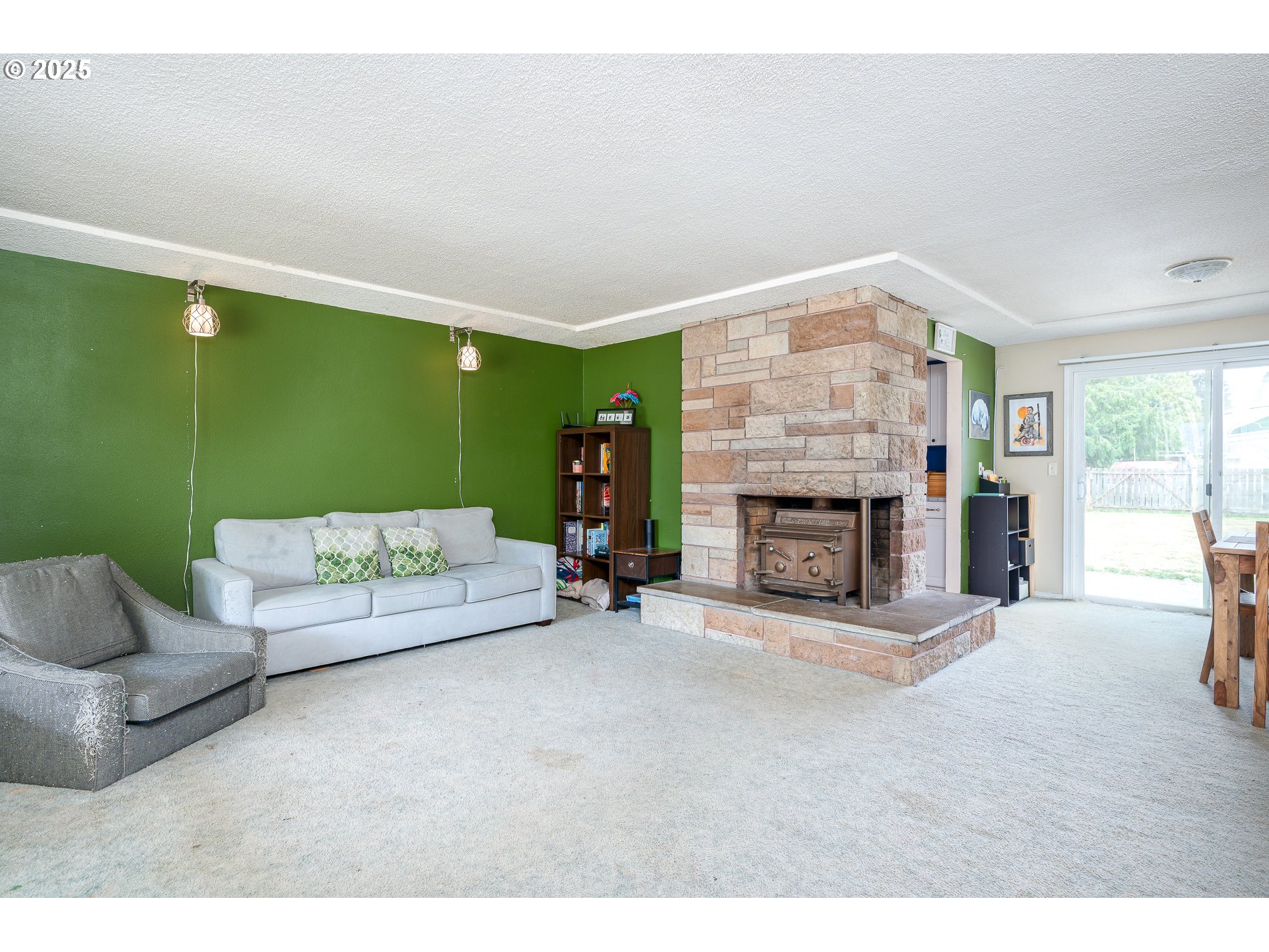 1505 NW 4TH ST