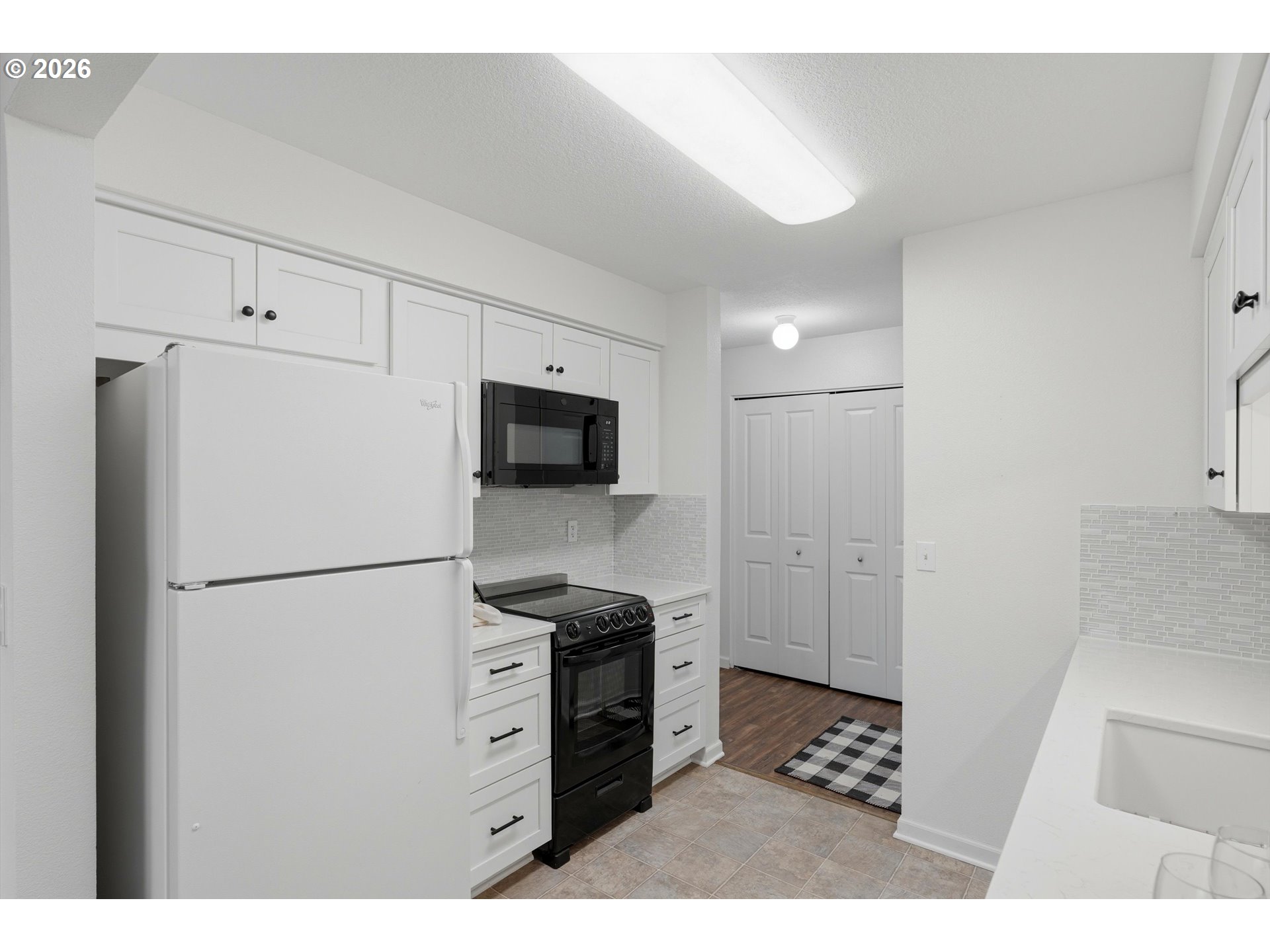 10620 SW DAVIES RD 4