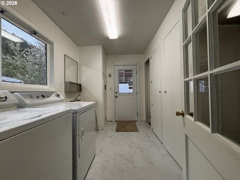 Tiny photo for 46788 Sunset Ave, Westfir, OR 97492 (MLS # 688981460)