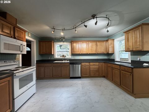 Tiny photo for 46788 Sunset Ave, Westfir, OR 97492 (MLS # 688981460)