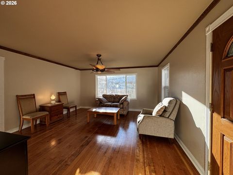 Tiny photo for 46788 Sunset Ave, Westfir, OR 97492 (MLS # 688981460)