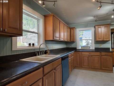 Tiny photo for 46788 Sunset Ave, Westfir, OR 97492 (MLS # 688981460)