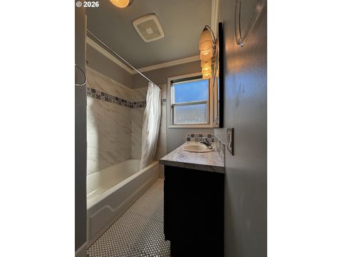 Tiny photo for 46788 Sunset Ave, Westfir, OR 97492 (MLS # 688981460)