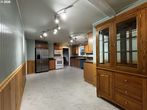 Tiny photo for 46788 Sunset Ave, Westfir, OR 97492 (MLS # 688981460)