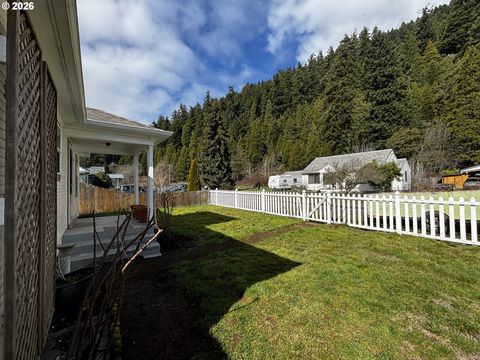 Tiny photo for 46788 Sunset Ave, Westfir, OR 97492 (MLS # 688981460)