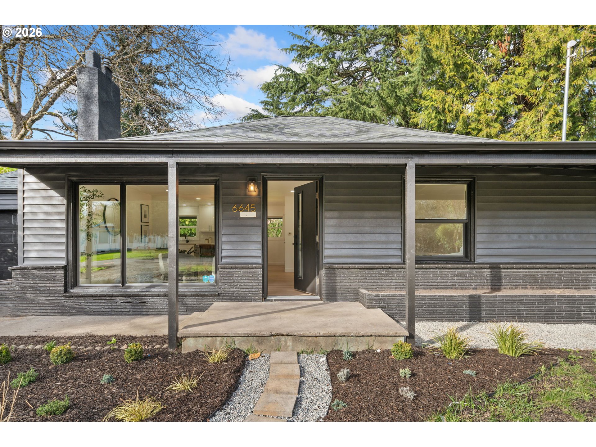 6645 NE ALBERTA ST